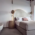 Etheria Luxury &