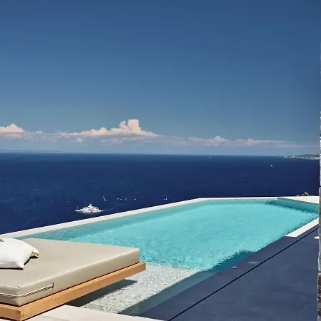 Etheria Luxury & Vila *