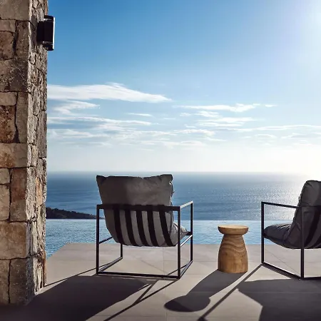 Etheria Luxury &