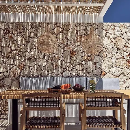 Villa Etheria Luxury & *